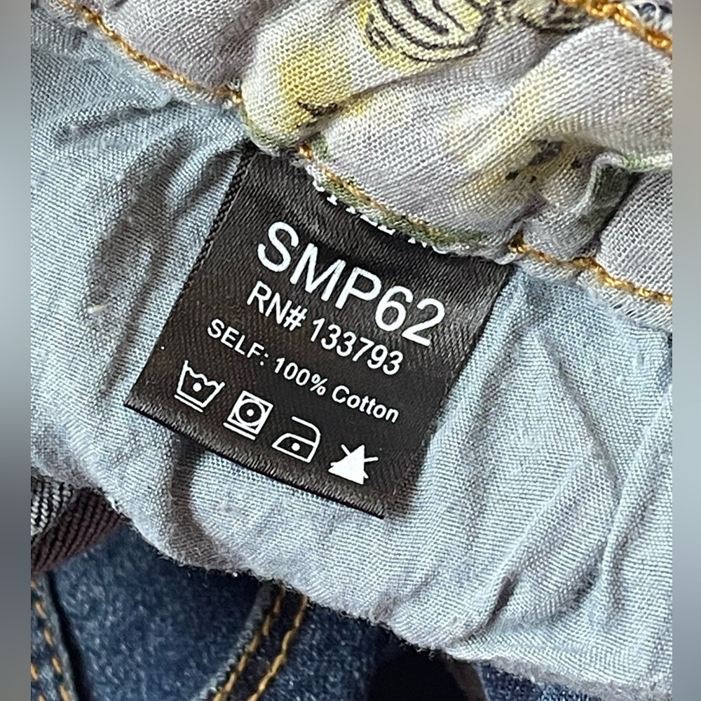 POL Blue Slim Fit Distressed Boyfriend Jeans Size Large -Free With $50 Purchase - Picture 12 of 12